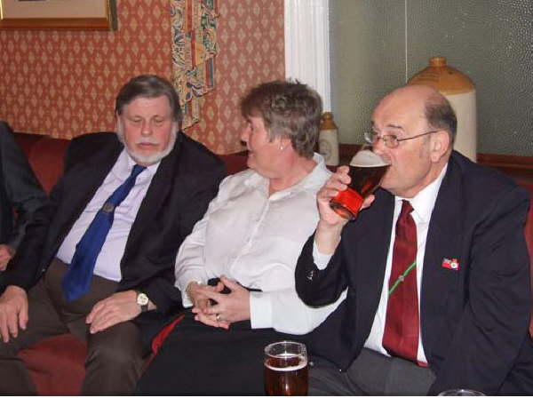 Ian Schofield-Beevers (left) & Tony Fell